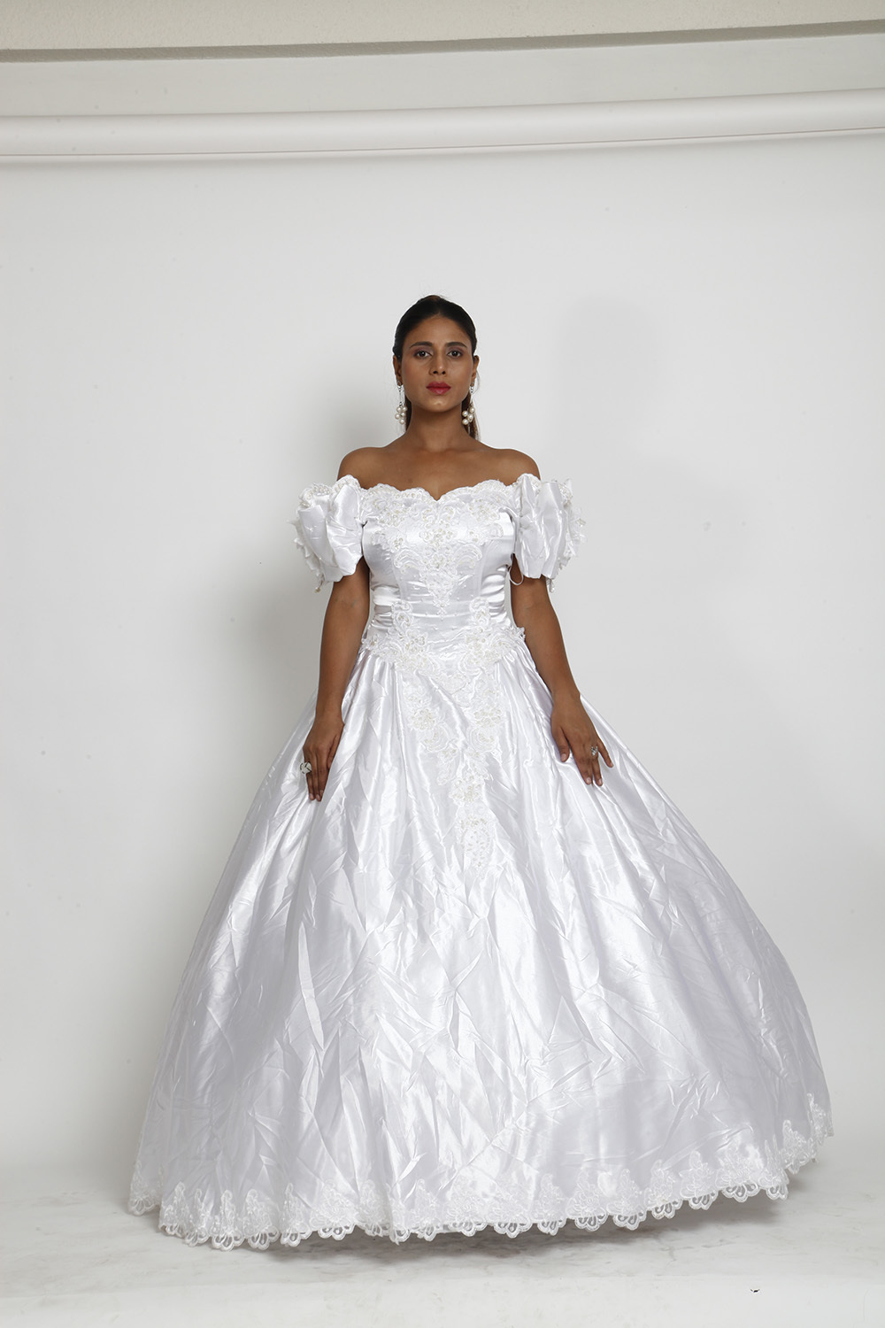 Elegant Off-Shoulder Puff Sleeve White Gown